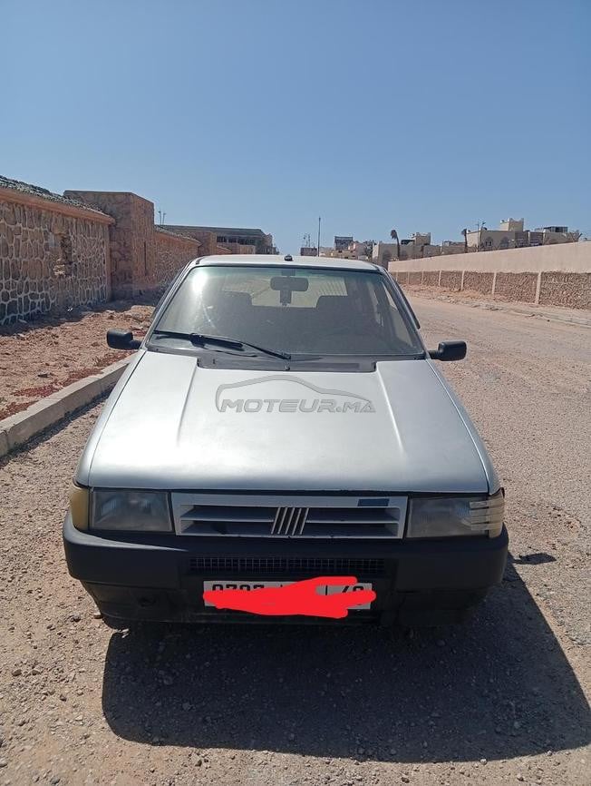 سيارة للبيع 
