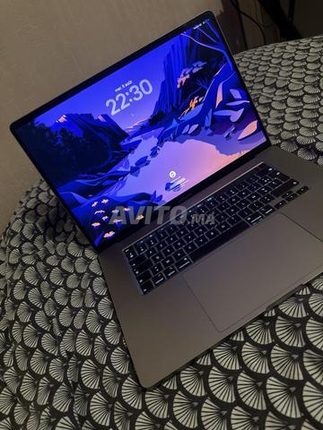 MacBook Pro 16 2019 - i7 - 16 Go RAM