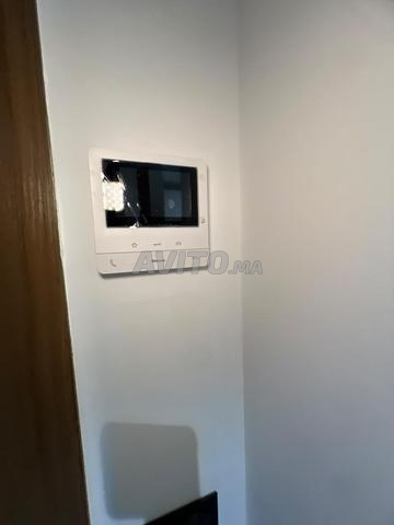 À louer neuf studio à CFC-meublé