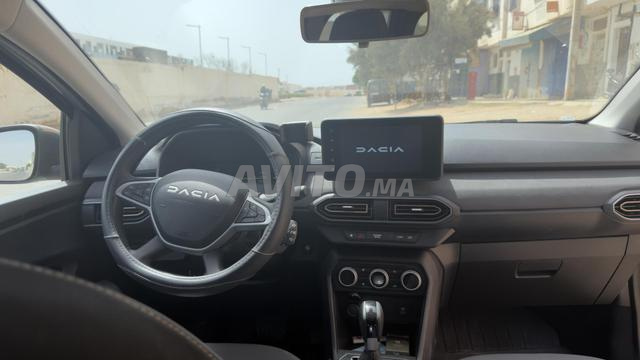 فرصة لا تعوض داسيا جوجر 7 مقاعد هجينة - 2