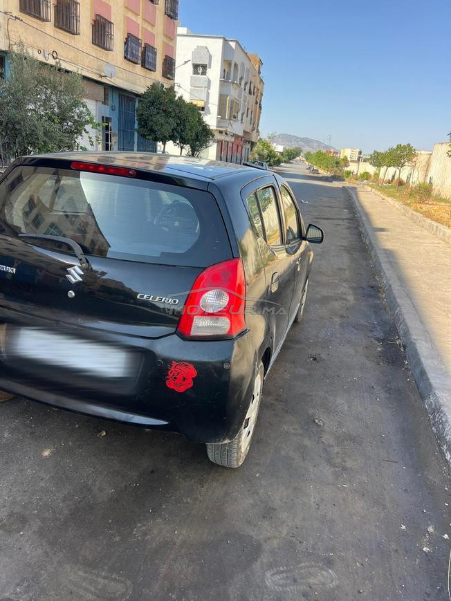 سيارة للبيع بسعر مناسب للتواصل 