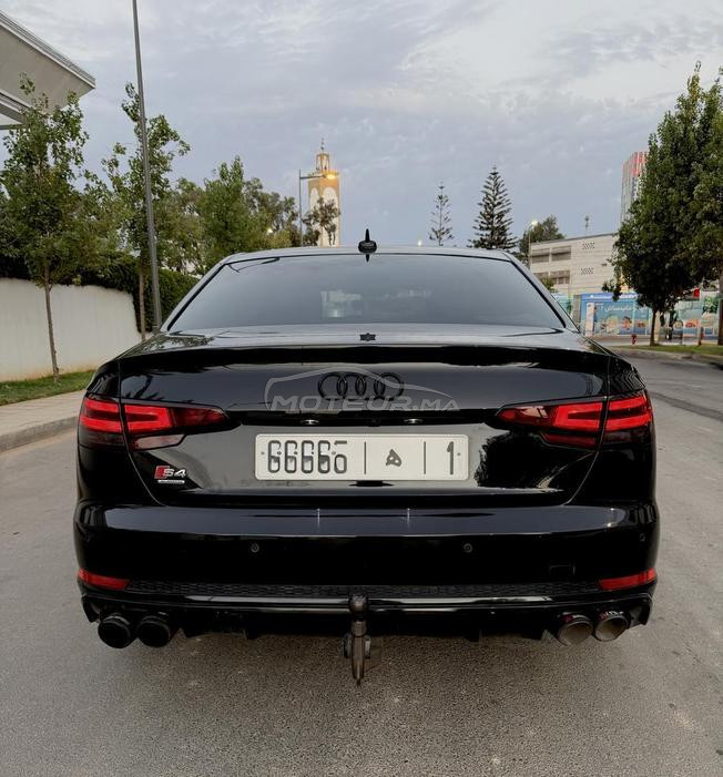 Audi A4 S line