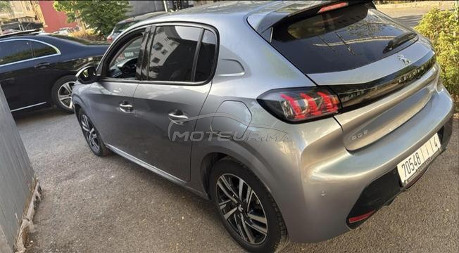 peugeot 208 allure 2021