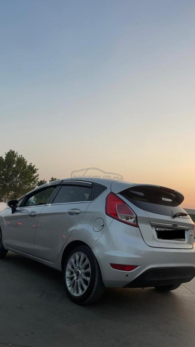 ford fiesta titanium 