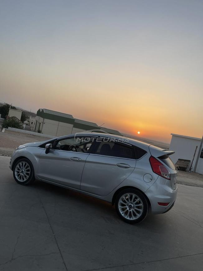 ford fiesta titanium 