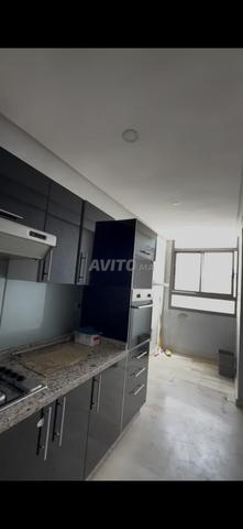 Appartement à louer 85 m² à Casablanca - 2