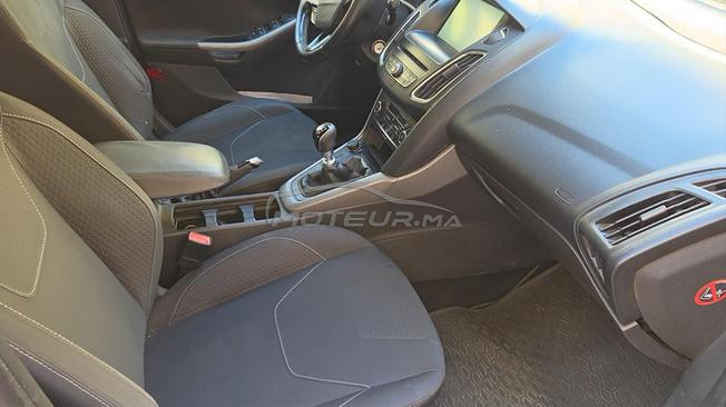 Voiture ford focus sportline 2015 à vendre