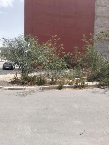 بقعة تجارية للبيع
