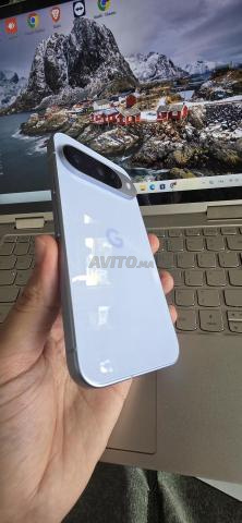 Google Pixel 10 - 2