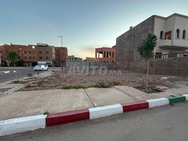 قطعة أرض فيلا 301 م² حي العزوزية مراكش