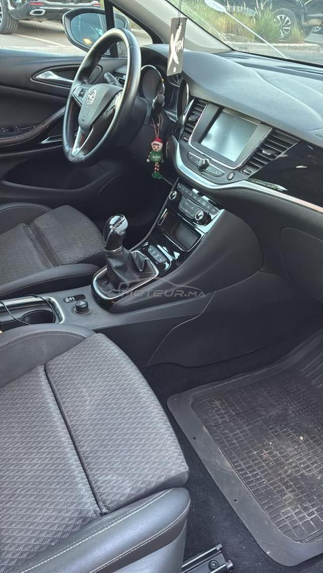 Opel Astra Diesel Manuelle 2019 à Rabat