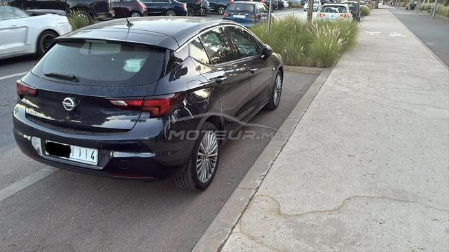 Opel Astra Diesel Manuelle 2019 à Rabat