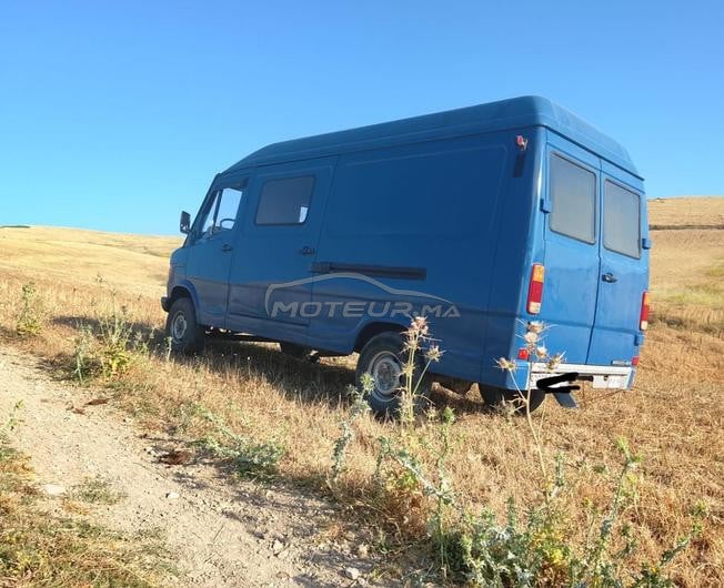 Mercedes-Benz 207D Diesel Manuelle 1982 à Kénitra