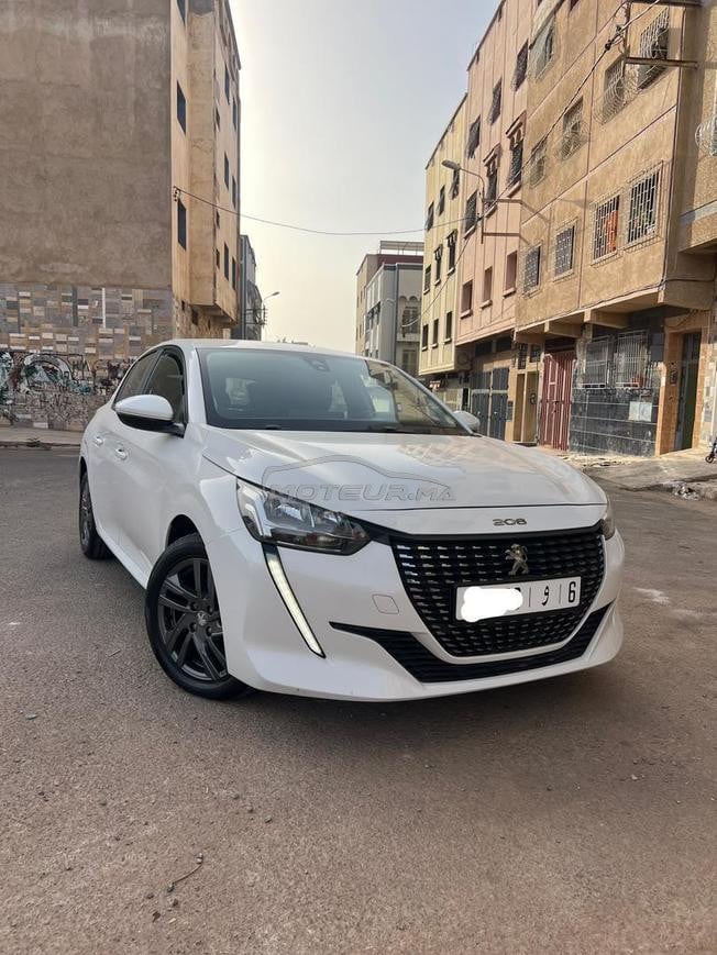 Peugeot 208 2021