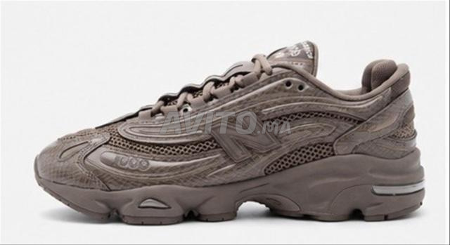 New Balance U1000 مقاس 42 / 43 - 2