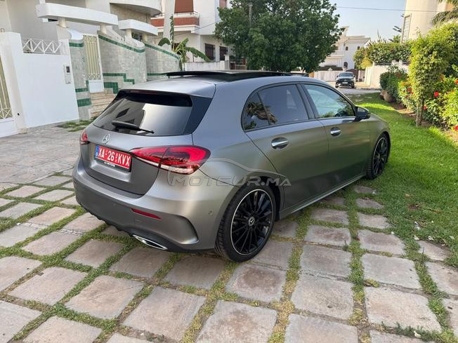 MERCEDES-BENZ A180d AMG