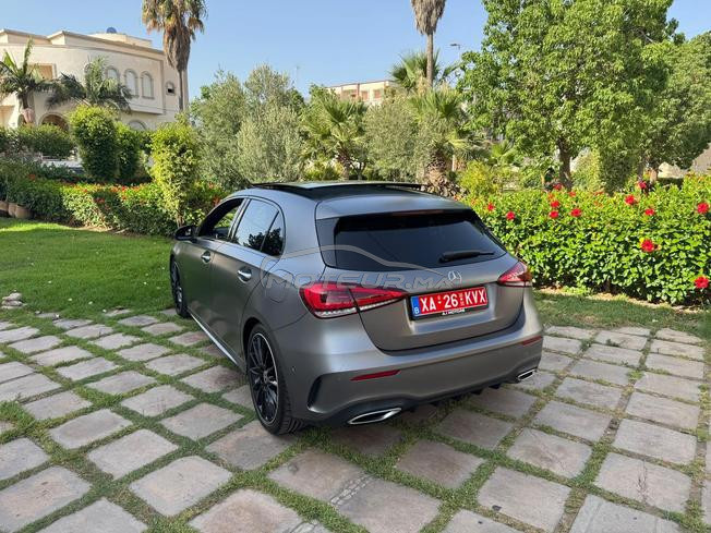 MERCEDES-BENZ A180d AMG
