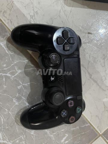 PS4 propre 500GB avec une manette et FIFA 18 - 2