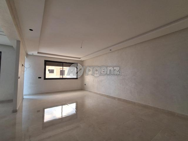 BOU-OU-1032 - Appartement à vendre à Victoria