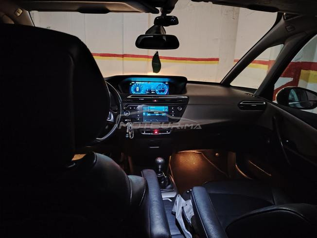 très belle voiture économique confortable 150cv