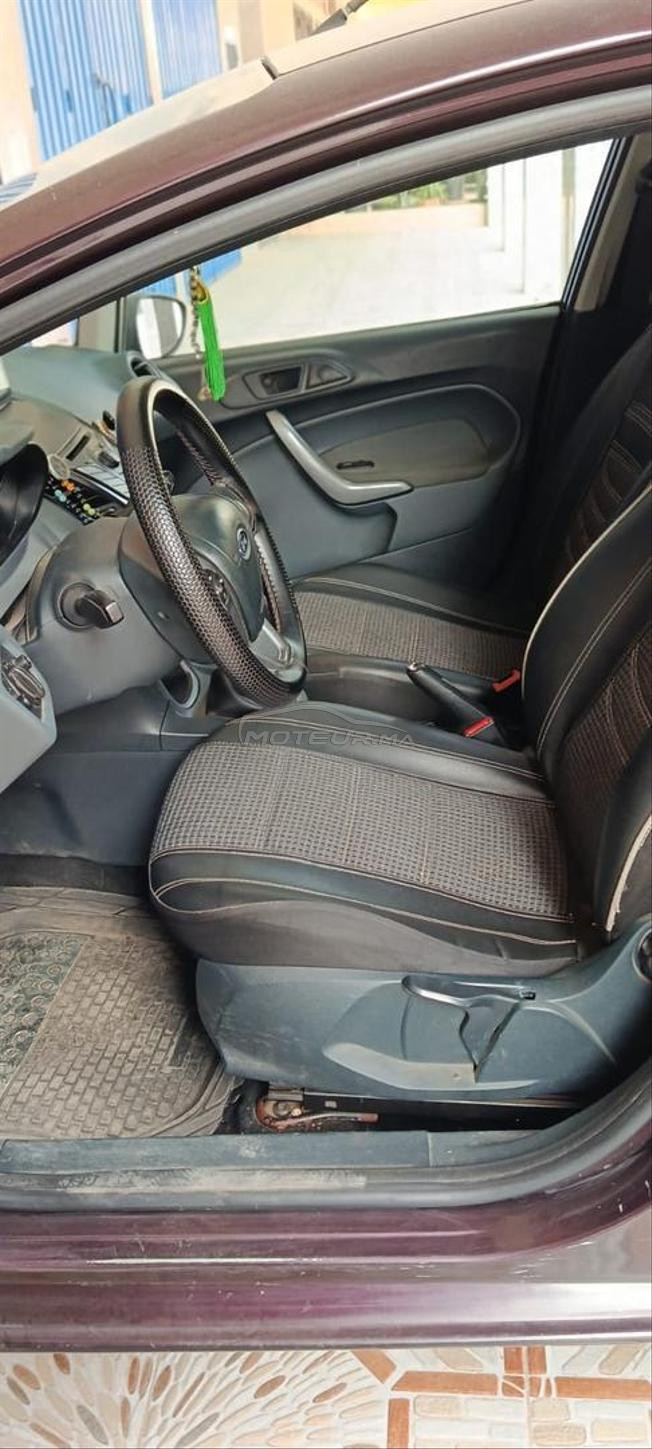 Ford fiesta essence 7 chv 2010