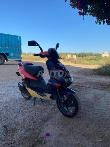 Moteur de course... encore propre et fonctionne bien