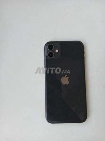 iPhone 11 64 Go - 2