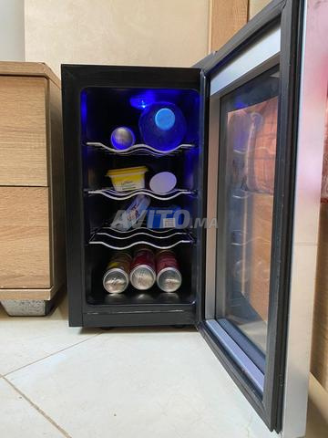 Mini Bar ثلاجة عصرية صغيرة - 2