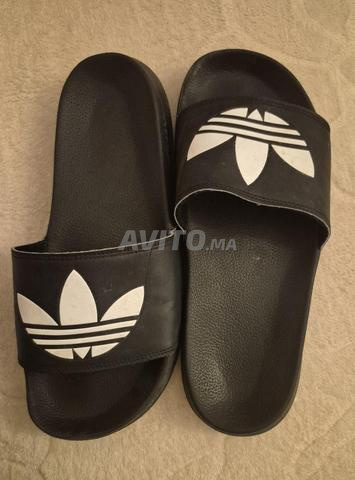 Sandales Adidas originales 44 et 1/2 - 2