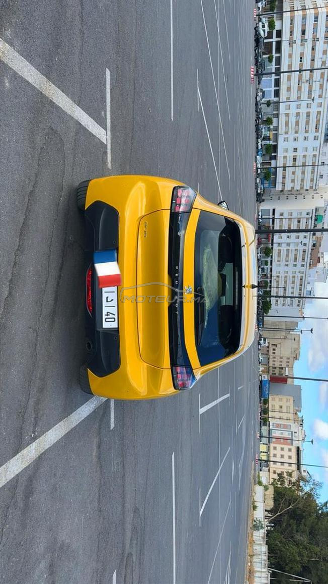 Peugeot 208 3amra km 80000 
