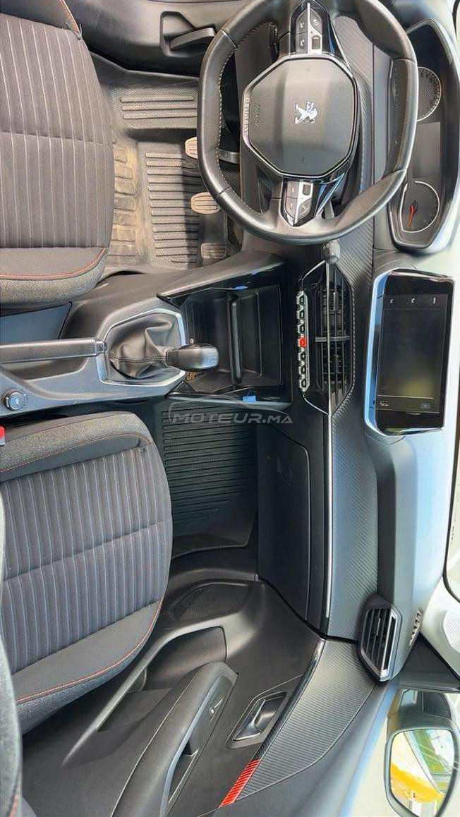 Peugeot 208 3amra km 80000 