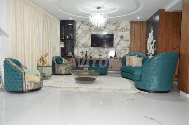 À VENDRE - MAGNIFIQUE VILLA AVEC PISCINE