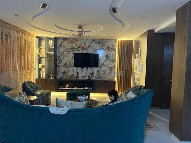 À VENDRE - MAGNIFIQUE VILLA AVEC PISCINE