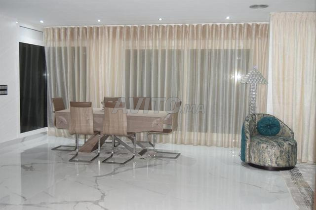 À VENDRE - MAGNIFIQUE VILLA AVEC PISCINE