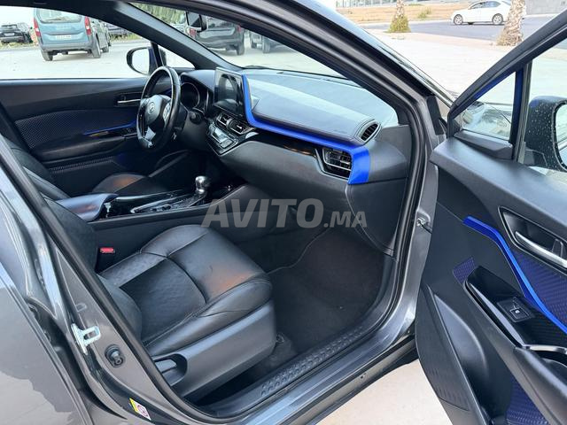 Toyota C-HR Hybride automatique