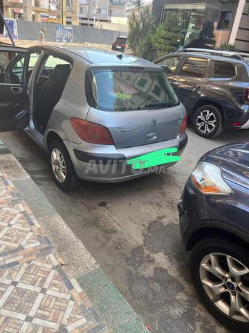 À vendre Peugeot 307 en très bon état. - 2