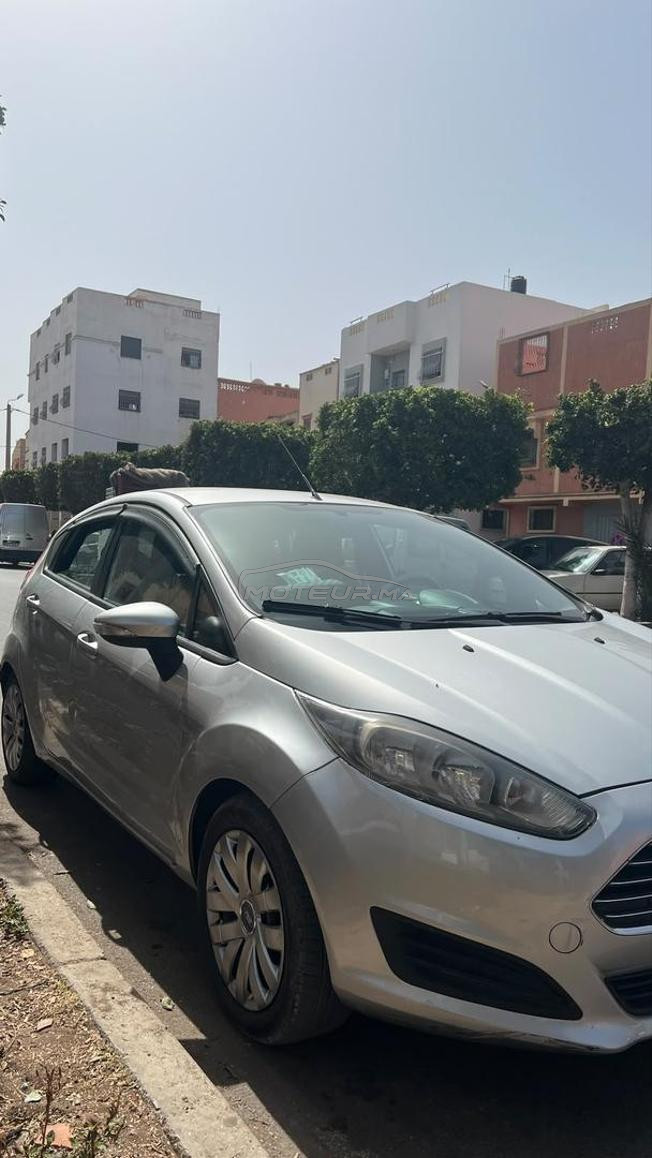 للبيع.           '