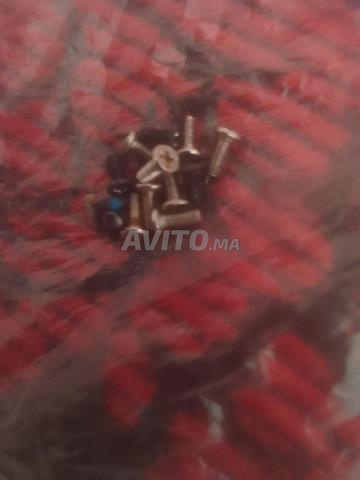 قطع براغي هواتف