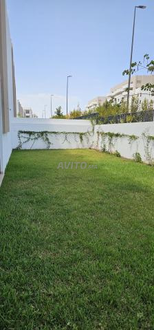 Villa neuve à louer vide 4ch bouskoura - 2