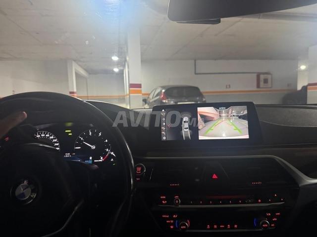 BMW Série 5 Diesel Automatique 2017 à Casablanca - 2