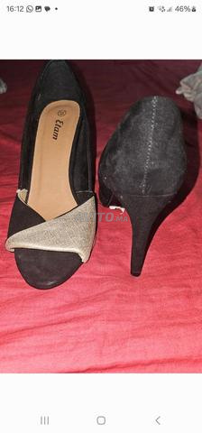Talons ETAM Noir & Doré – NEUFS de France T39 - 2