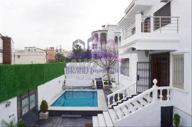 Belle villa de 895m² à vendre à Bella vista