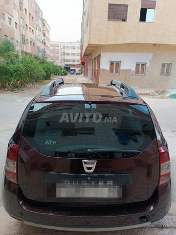 Dacia Duster Diesel Manuelle 2016 à Meknès - 2