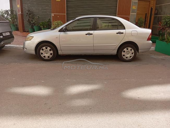 tomobile ba9a n9iya motor fiha mazyan