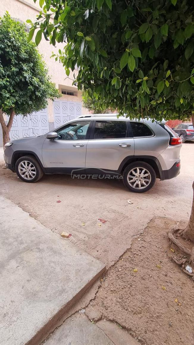 vende jeep cherokee 