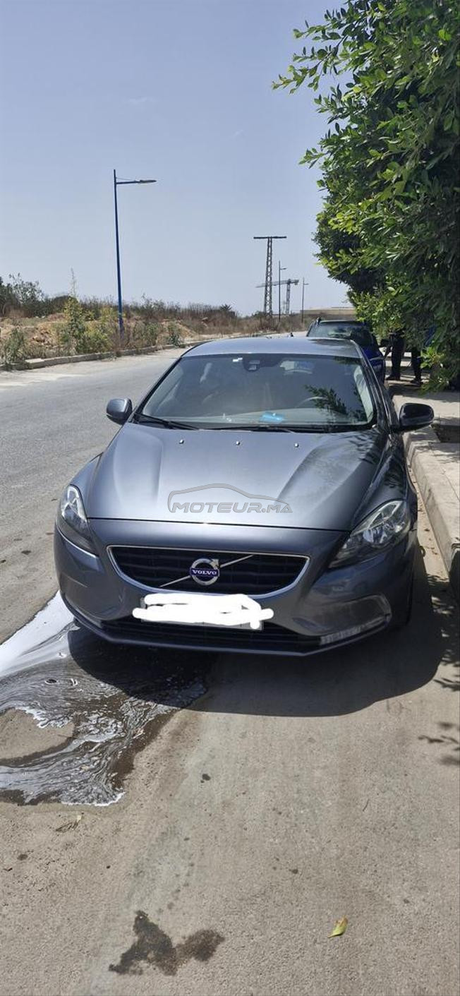 Volvo V40 1ere main