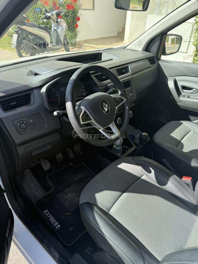 renault express 