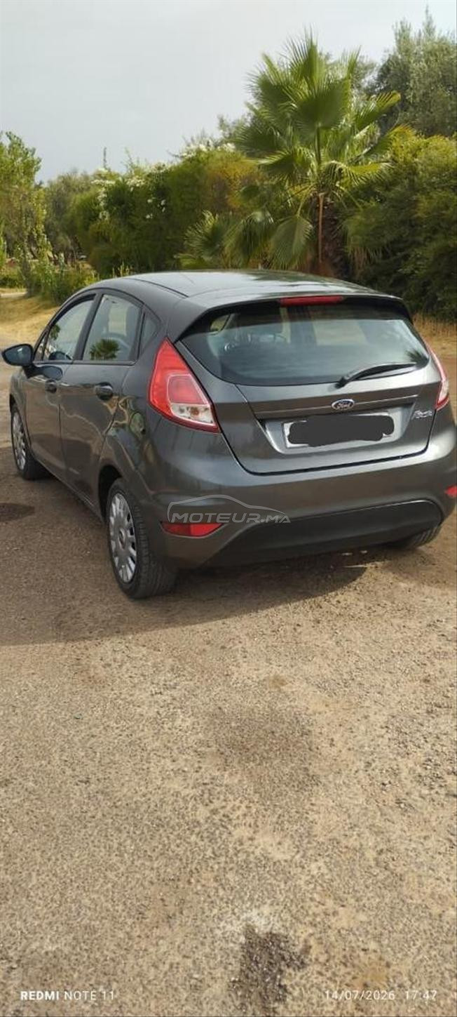 Fiesta très bien état 