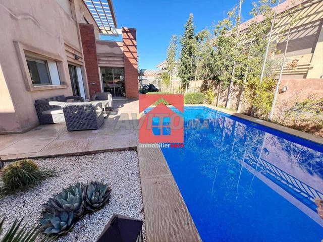 Villa de luxe 3 niveaux avec piscine privée😍 à vendre