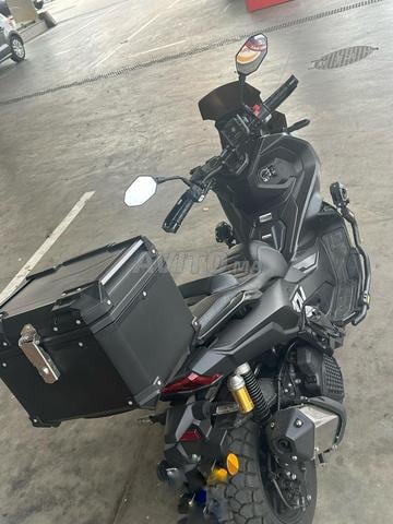 Moto Adv 220i - 2